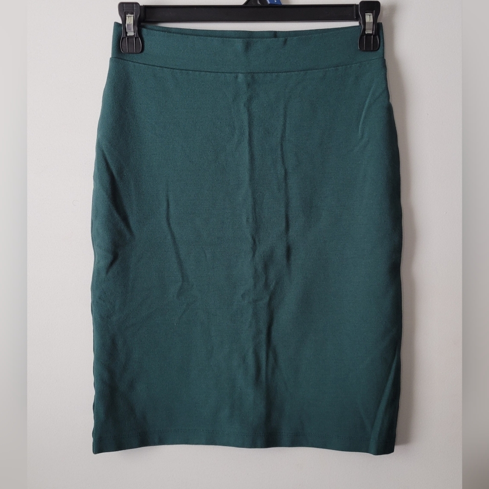 Charlotte Russe Emerald Green Skirt